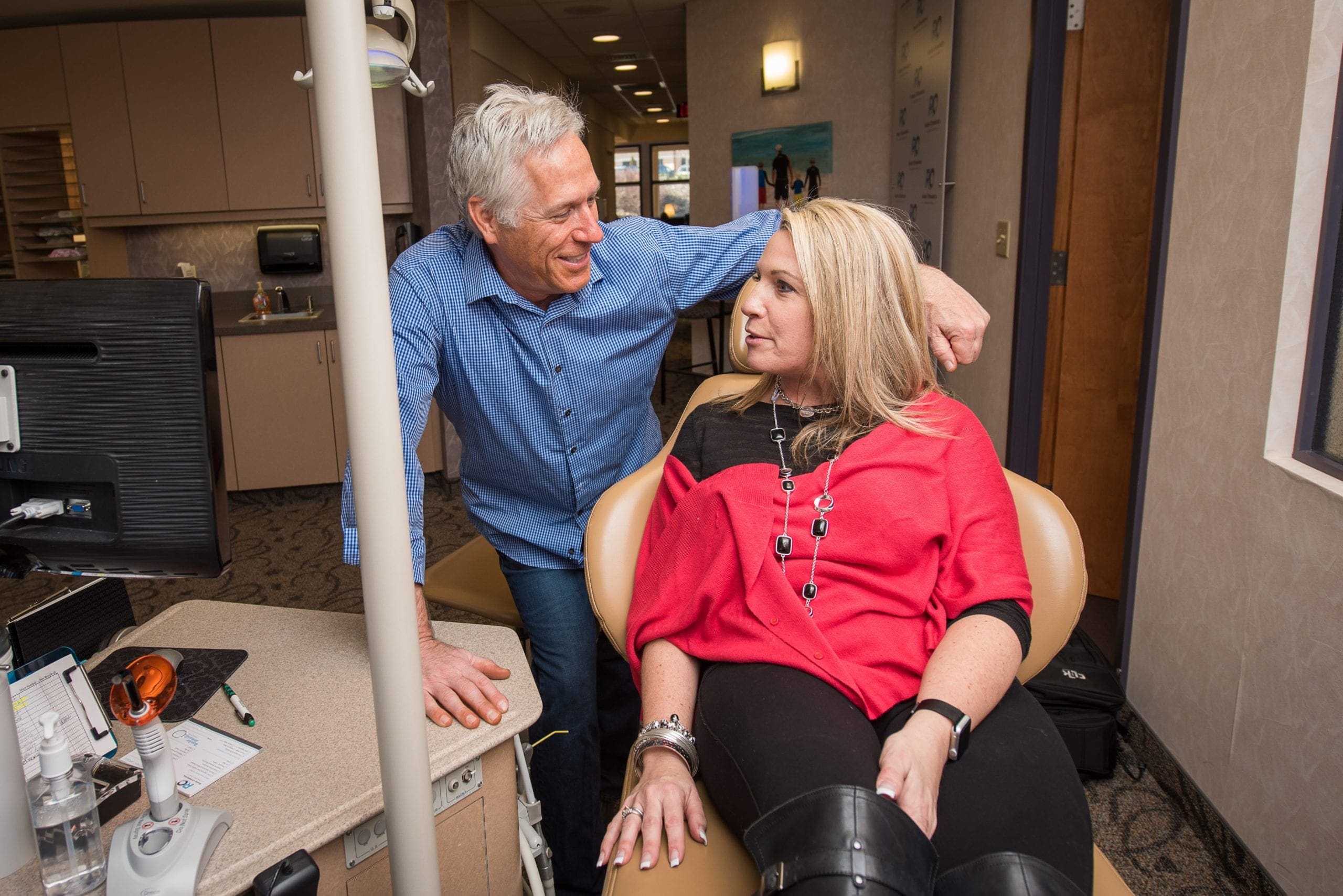 34 Dr. Roeder with an adult patient