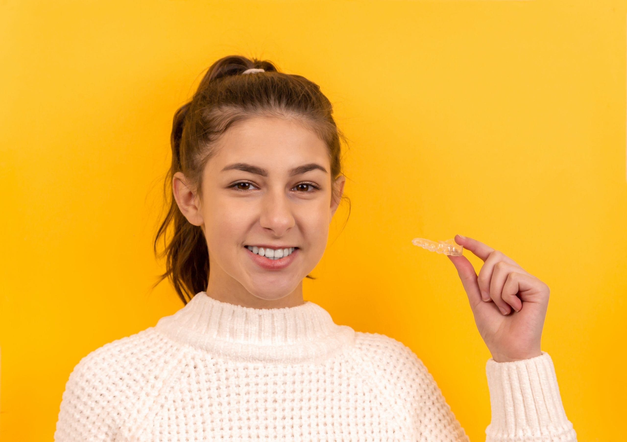 How to Use Invisalign Cleaning Crystals